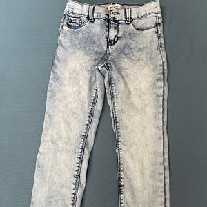 Fashionable jeans